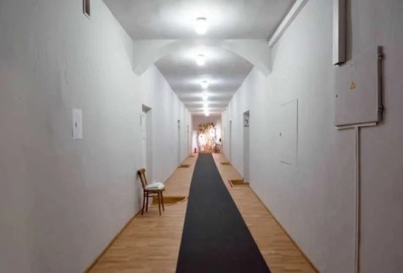 iluminação de corredor externo