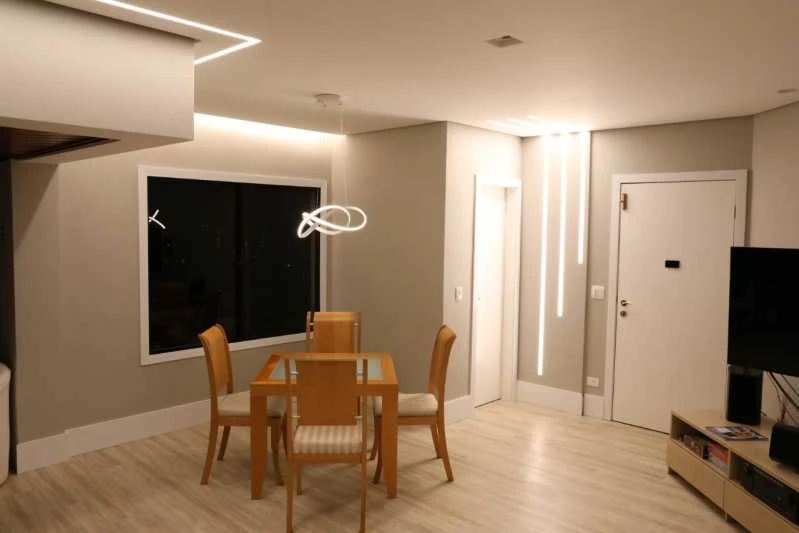 iluminação sala de jantar e estar integradas